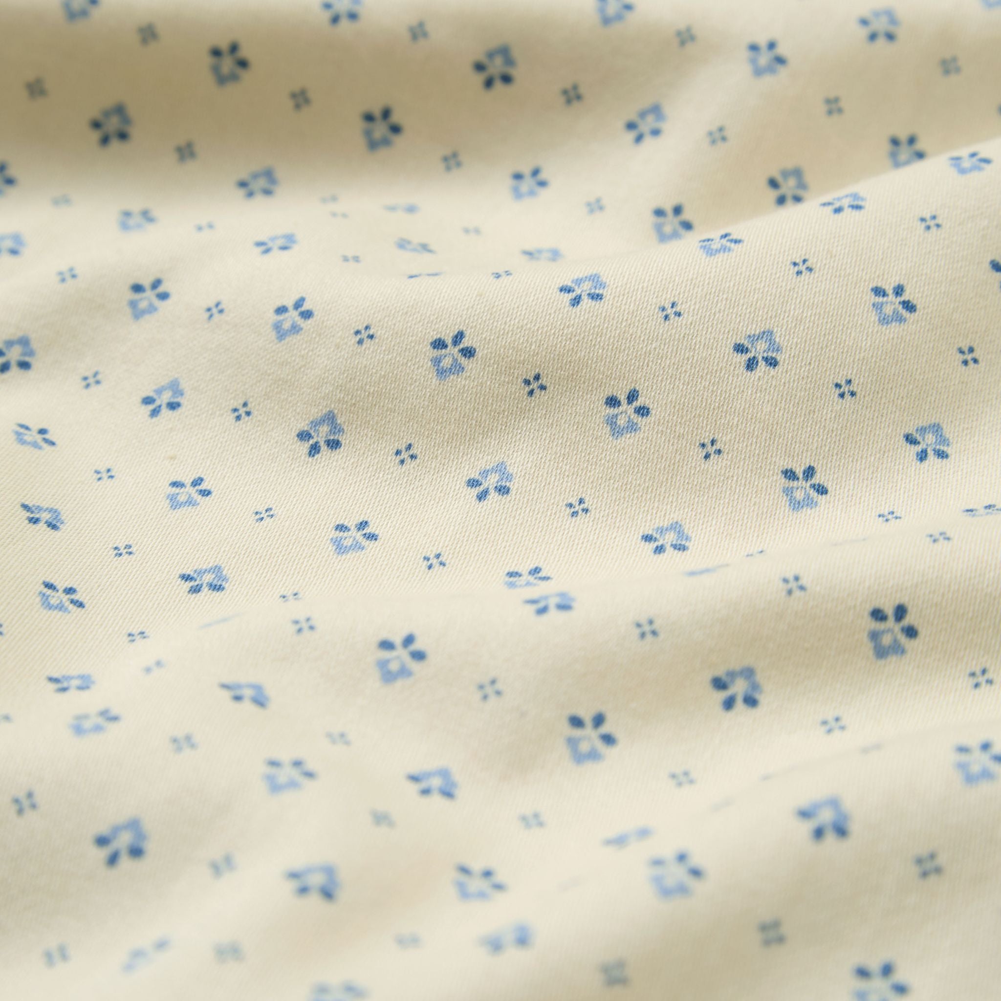 Cam Cam Capri Print Close Up