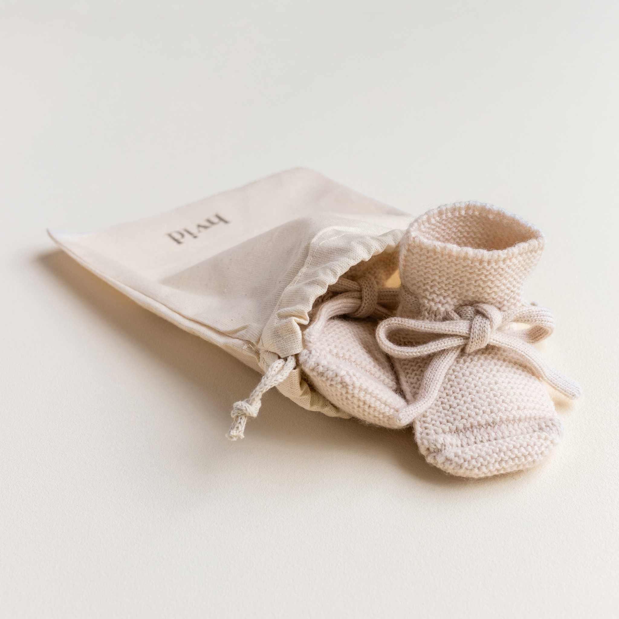 Hvid Booties Cream - 0-9 Months - With Cotton Bag