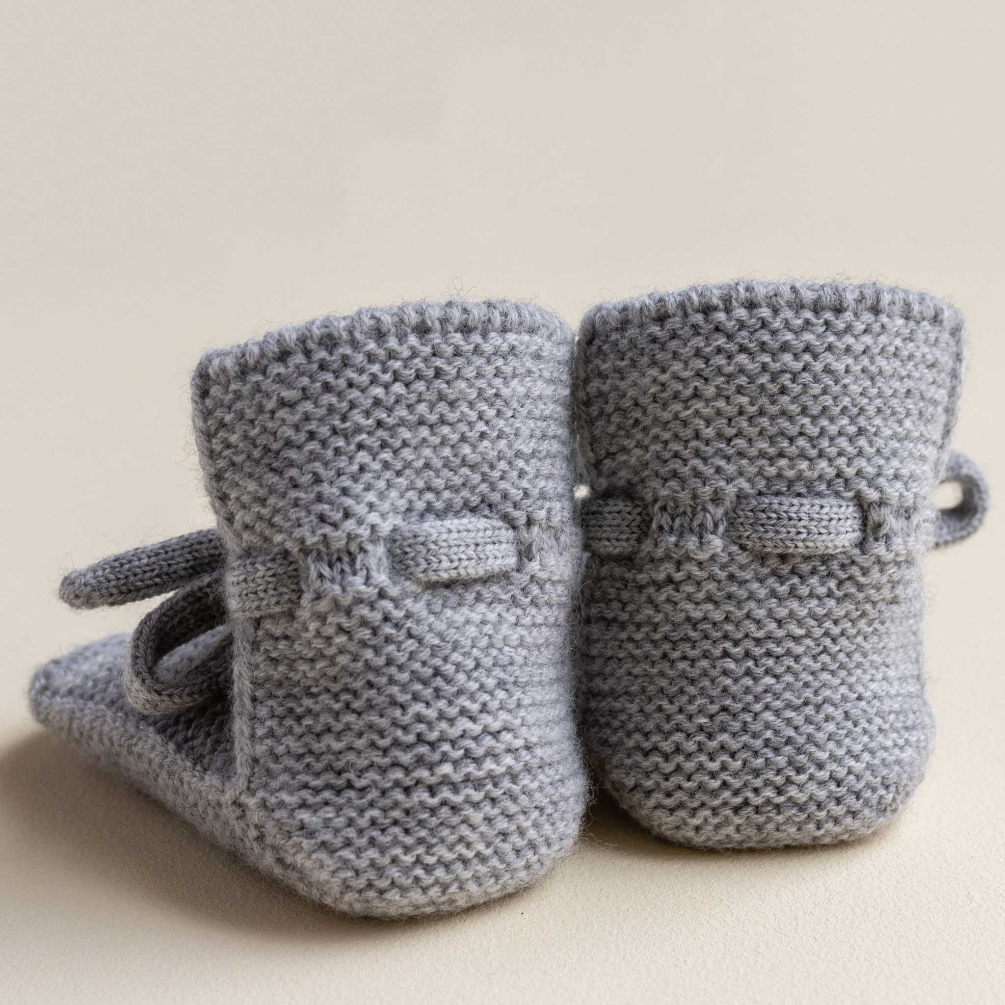 Hvid Booties - Grey - 0-9 Months - On Baby - Showing Back