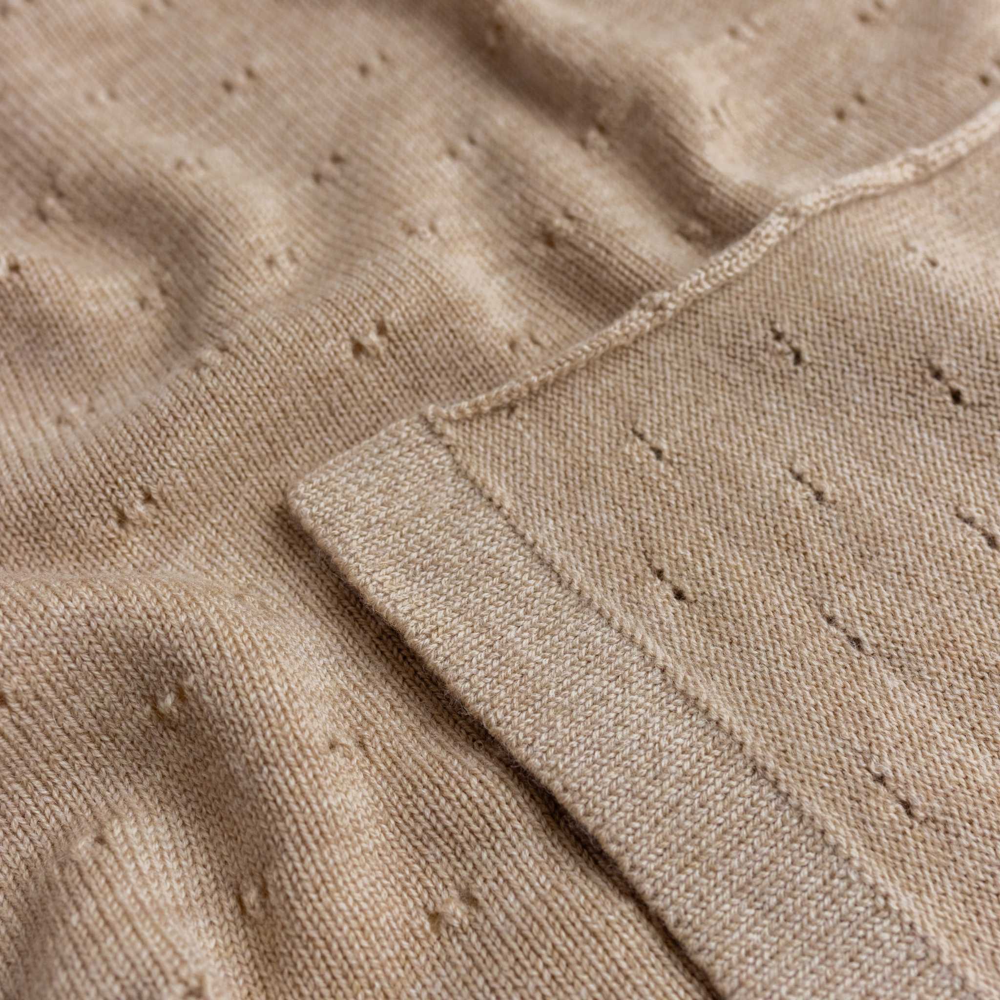 Hvid Merino Wool Bibi Blanket - Sand - Softly Folded 