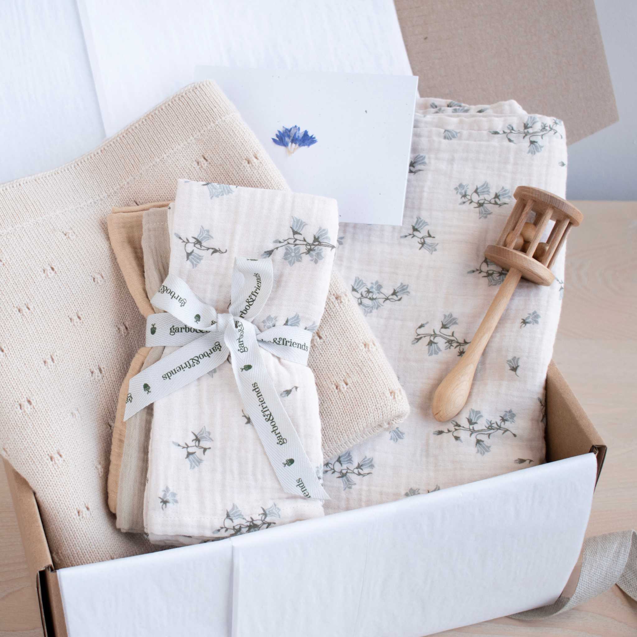 Snuggle Gift Box - Close Up