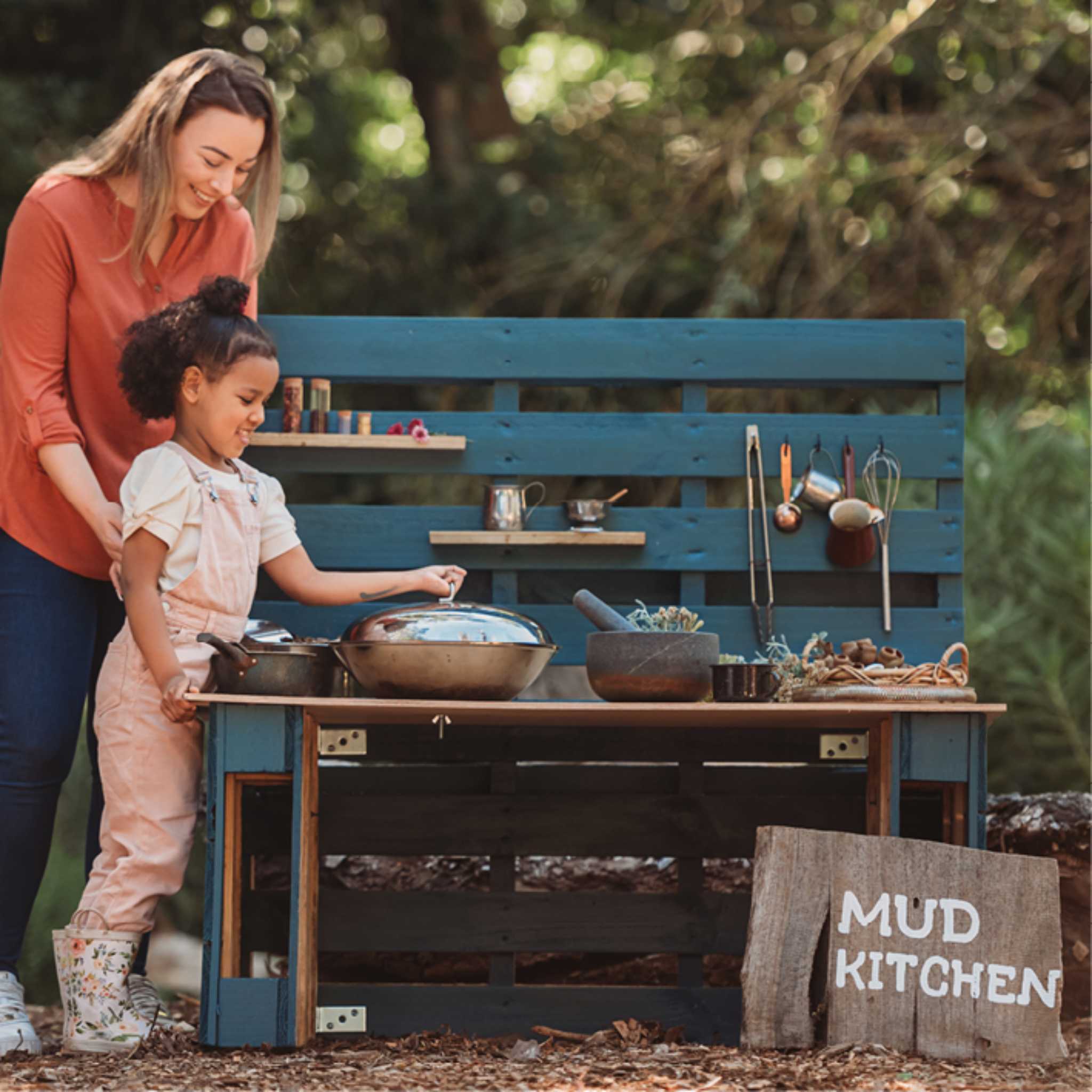 Wild Projects For Families - Mud Kitchen Project